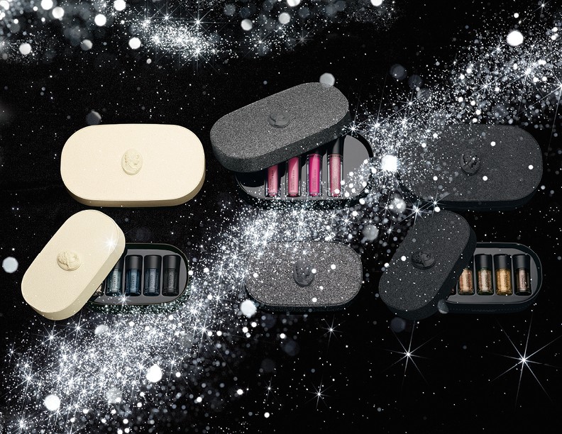 MAC COSMETICS - The Holiday Collections